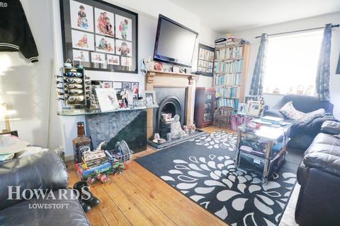 12 Minden Road, Lowestoft, NR32 2NS