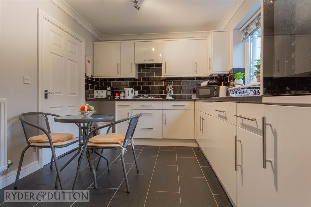 Kitchen: