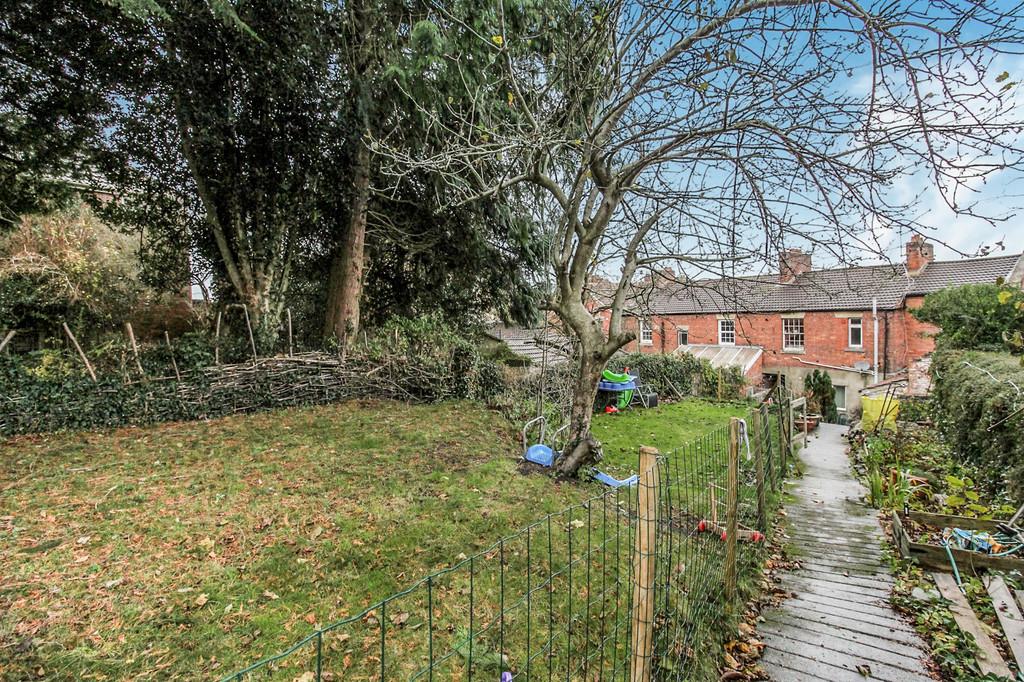 Warminster Road, Westbury 4 bed terraced house for sale £250,000
