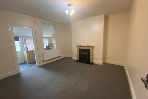 3 bedroom terraced house to rent, Brecon Road, Ystradgynlais, Swansea.