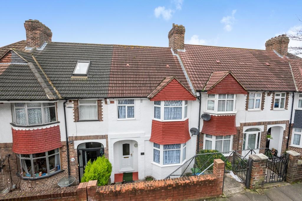 Castlewood Drive, Eltham SE9 3 bed terraced house £480,000