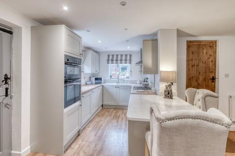 49 Foregate Street, Astwood Bank, Redditch, B96 6AJ