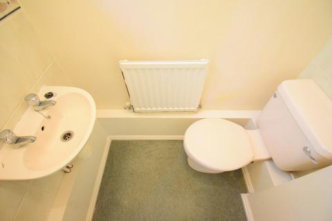 undefined, Wood Close, Bedford MK40