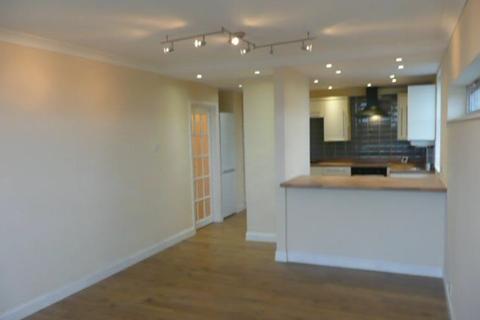 2 bedroom apartment to rent - Priscilla House, Sunbury-on-Thames
