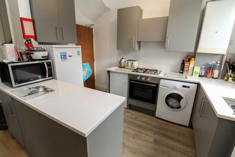 4 bedroom terraced house to rent - St. Anns Avenue