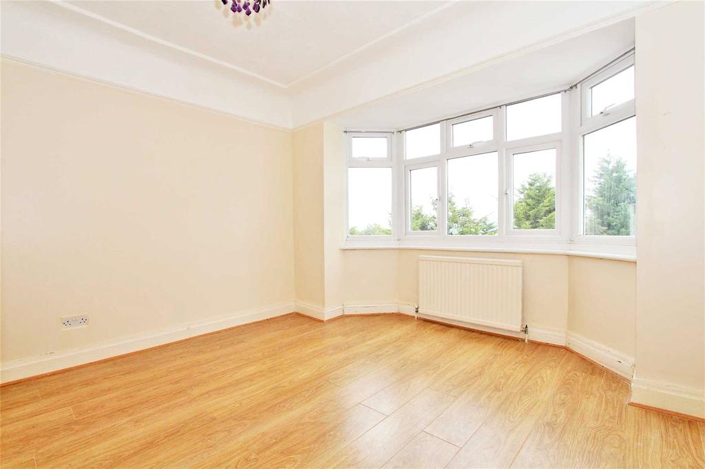 Kingsbury Road, Kingsbury, London, NW9 2 bed apartment £1,300 pcm (£
