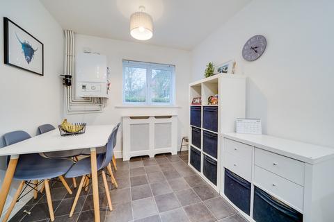 41 Barnack Grove, Royston, SG8 5HQ