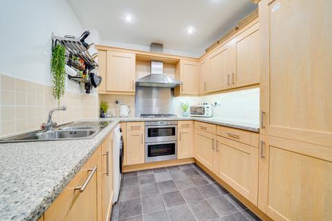 41 Barnack Grove, Royston, SG8 5HQ