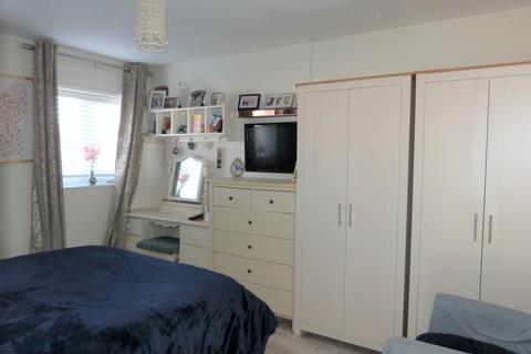 48 Beechfield Walk, Waltham Abbey, EN9 3AA