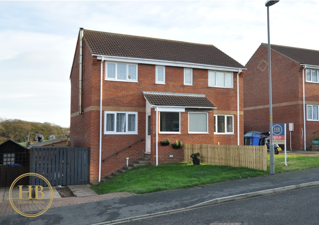 36 St. Peters Court, Whitby 2 bed semidetached house £185,000