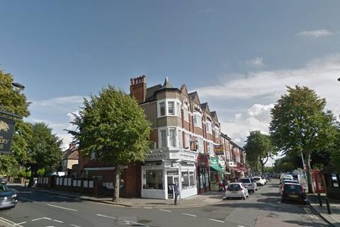 Studio to rent - Cannon Hill, Southgate