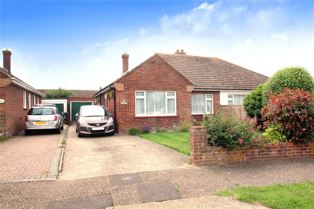 Hillview Crescent, East Preston, West Sussex 2 bed bungalow £1,000