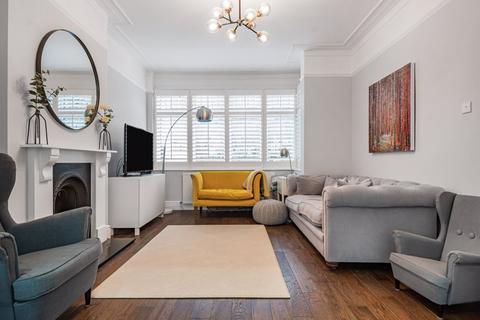 101 Whytecliffe Road North, Purley, CR8 2AE