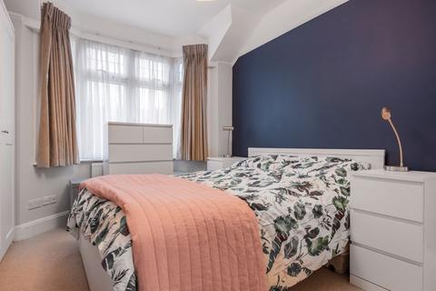 101 Whytecliffe Road North, Purley, CR8 2AE