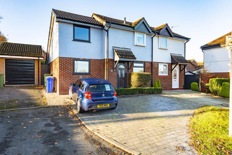Abbotts Close, Higher Runcorn 2 bed semidetached house £160,000