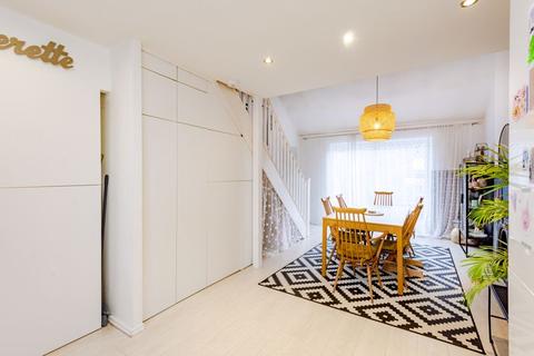23 Abbotts Close, Runcorn, WA7 4UZ