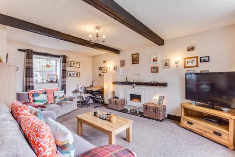 8b Town Gate, Scholes, Cleckheaton, BD19 6ET