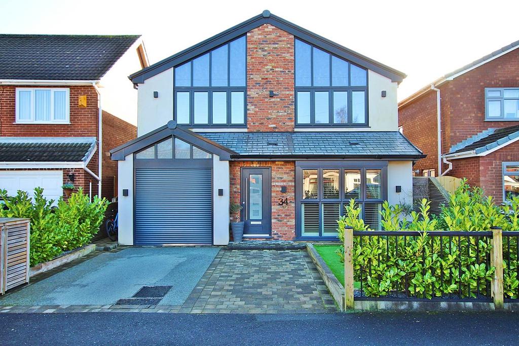 Stanley Avenue, Rainford, St Helens... 3 bed detached house £415,000