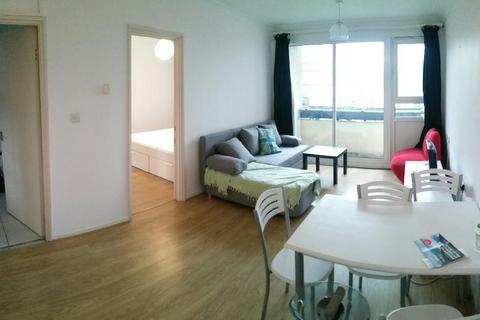 1 bedroom flat to rent, Strafford Street, Canary Wharf, Westferry, South Quay, Westferry Circus, London, E14 8LT