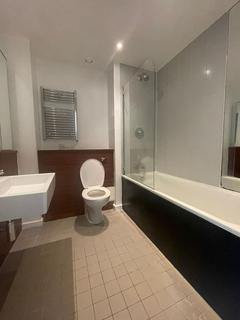 1 bedroom flat to rent, Michigan Building, 2 Biscayne Avenue, Blackwall Way, Canary Wharf, United Kingdom, E14 9QT