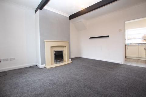 2 bedroom house to rent, Norden Road, Bamford OL11 5PN