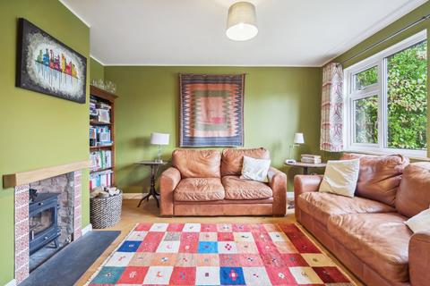 24 Swallowdale, Iver, SL0 0EZ