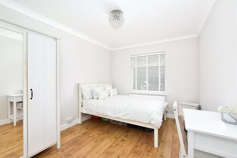 2 bedroom maisonette for sale - Pinewood Green, Iver, SL0