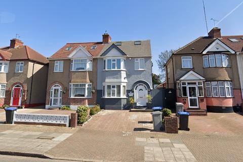 6 bedroom semi-detached house for sale - Church Lane, Kingsbury, NW9