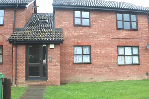 2 bedroom flat to rent, Coptefield Drive, Belvedere