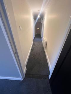 2 bedroom flat to rent, Coptefield Drive, Belvedere