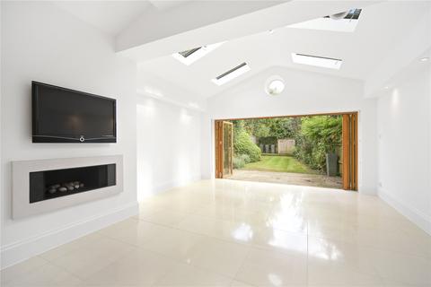 6 bedroom semi-detached house to rent - The Crescent, Barnes, London, SW13