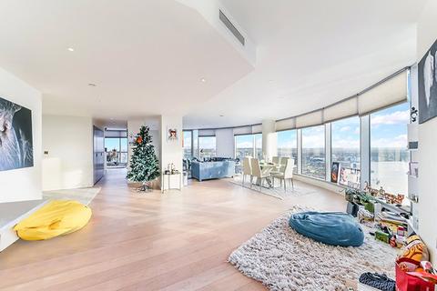 undefined, Charrington Tower, 11 Biscayne Avenue, London, E14
