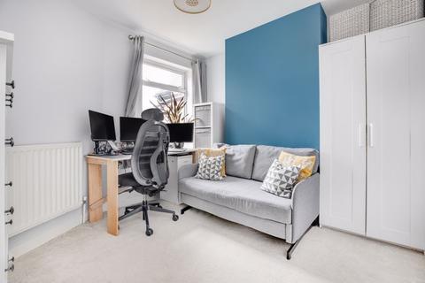 32 Kimble Road, London, SW19 2AS