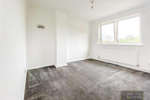 13 Brook Drive, Wickford, SS12 9EQ