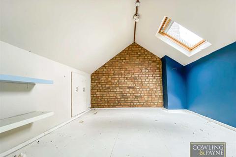 13 Brook Drive, Wickford, SS12 9EQ