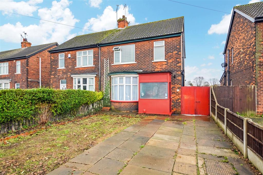 Station Road, Scunthorpe 3 bed semidetached house £115,000