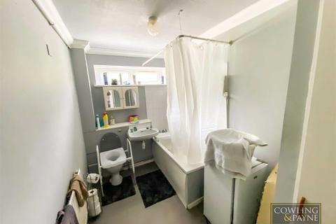 99 Vange Hill Drive, Basildon, SS16 4PF