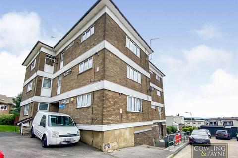 99 Vange Hill Drive, Basildon, SS16 4PF