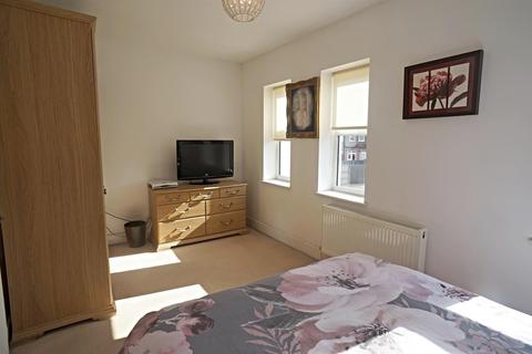 5 Lavender Close, Chingford, London, E4 8AL