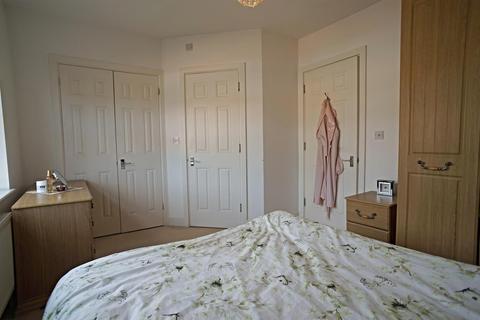 5 Lavender Close, Chingford, London, E4 8AL
