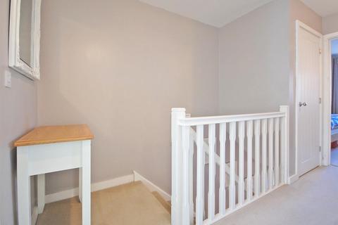 25 Hawthorn Way, Black Notley, Braintree, CM77 8FX