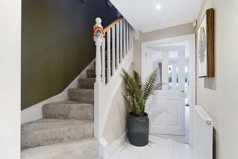 10 Bay Tree Close, Upton Upon Severn, Worcester, WR8 0SZ