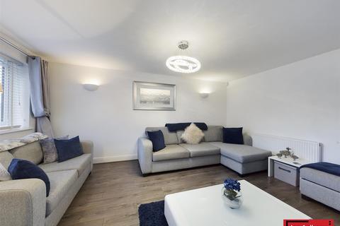 74 Lordsgate Lane, Burscough, Ormskirk, L40 7ST