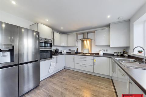 74 Lordsgate Lane, Burscough, Ormskirk, L40 7ST