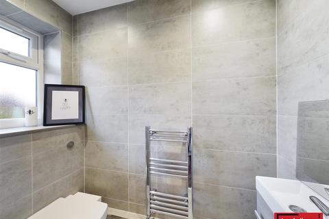 74 Lordsgate Lane, Burscough, Ormskirk, L40 7ST