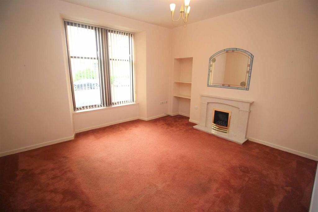 Kelly Street, Greenock 2 bed flat £69,900