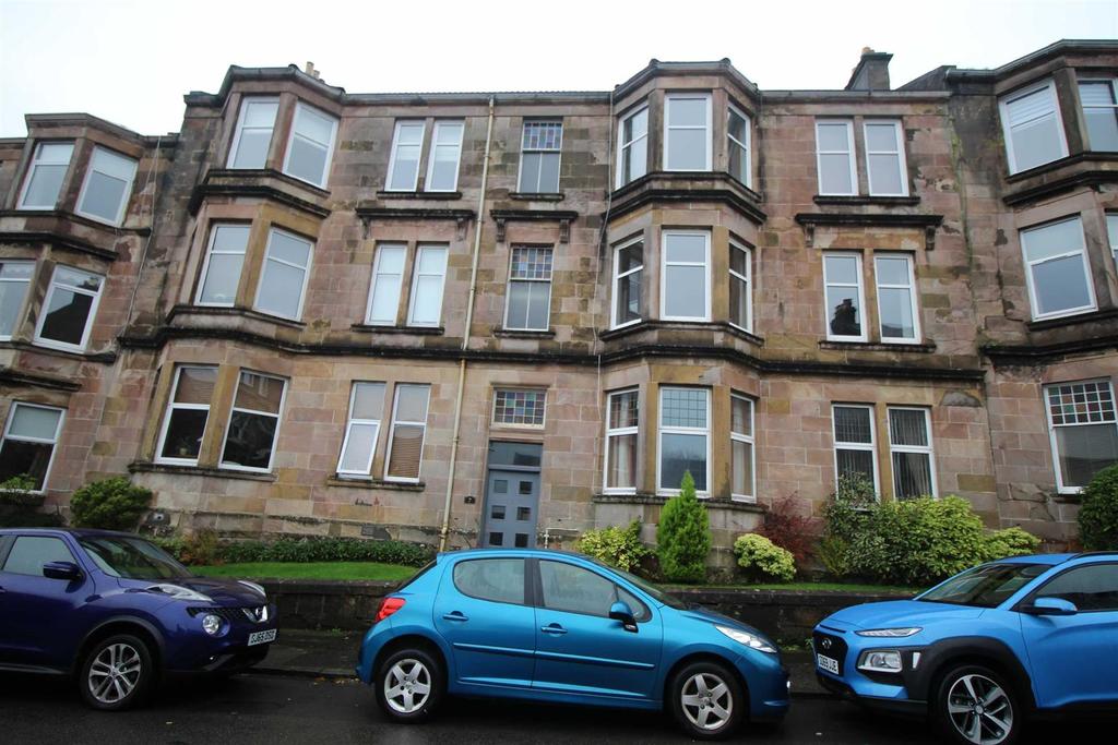 Binnie Street, Gourock 3 bed flat £125,000