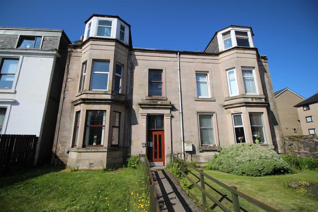 Ardgowan Street, Greenock 2 bed flat £92,000