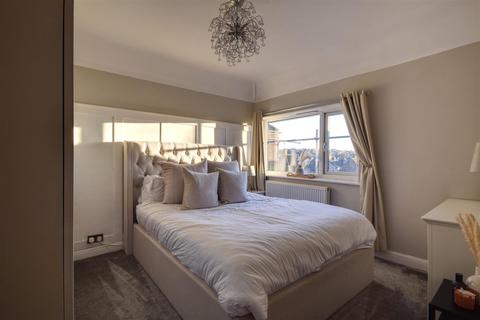 9 Cambridge Road, Bexhill-on-sea, TN40 2BU