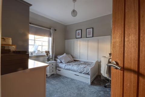 9 Cambridge Road, Bexhill-on-sea, TN40 2BU